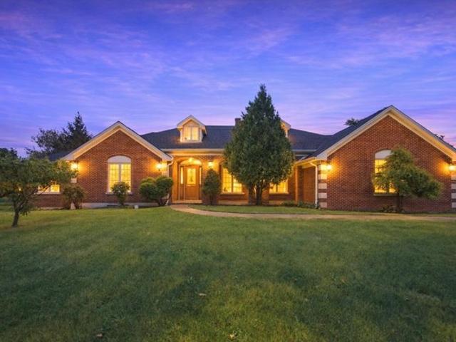 House for sale in Lake Bluff, Illinois
