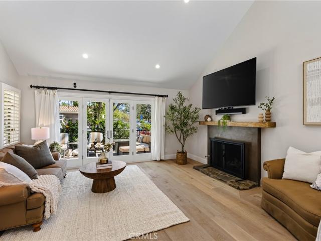 House for sale in Corona del Mar, Newport Beach