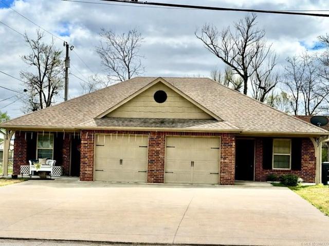 Townhouse for sale in Rogers, Oklahoma