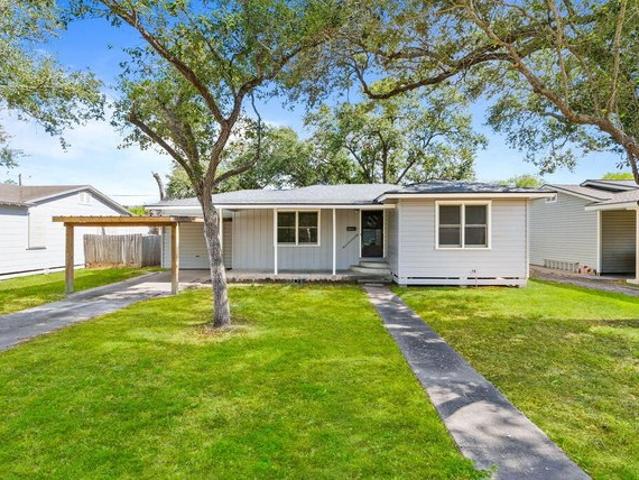 House for sale in Bishop, Texas