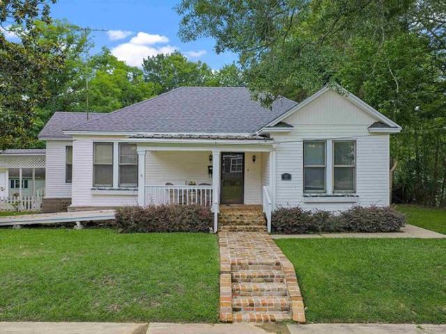 House for sale in Marion, Texas