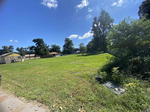 Land for sale in New Roads, Louisiana