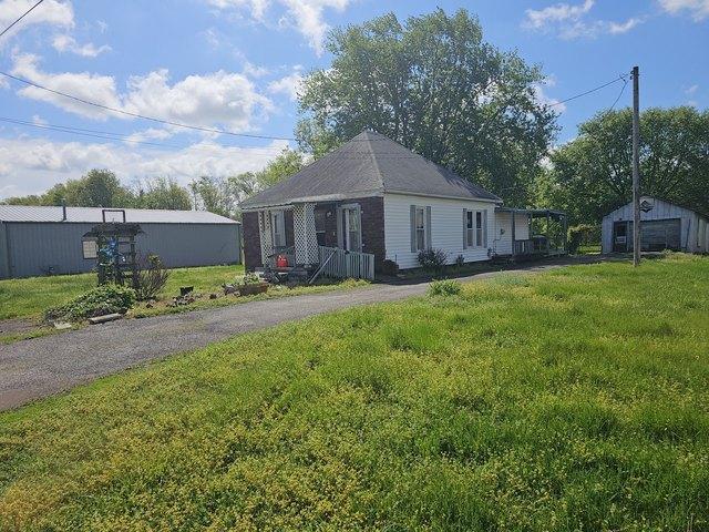 House for sale in Odin, Illinois