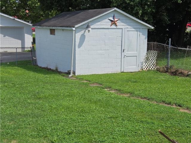 House for sale in Parkersburg, West Virginia