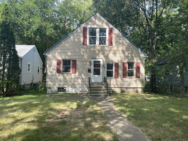 House for sale in Dekalb, Illinois