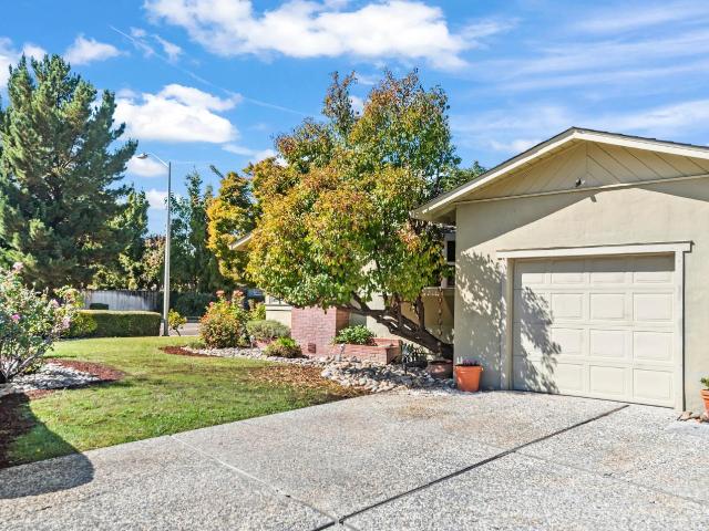 House for sale in Santa Clara, Santa Clara County