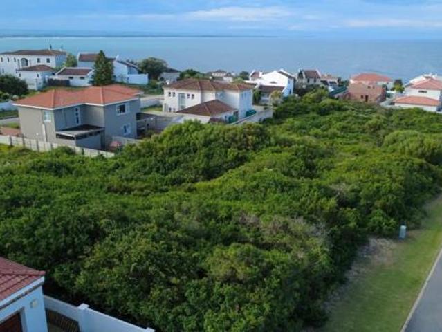 Land for sale in Cape St Francis, Eastern Cape