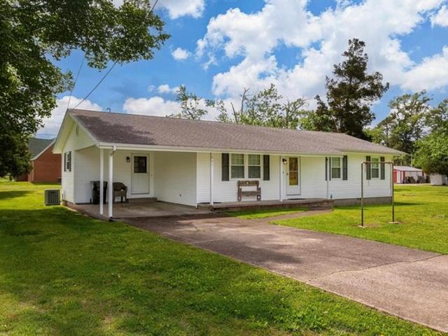 House for sale in Eldorado, Illinois