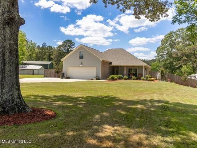 House for sale in Pelahatchie, Mississippi