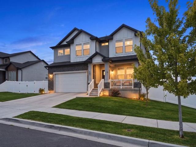 House for sale in Saratoga Springs, Utah