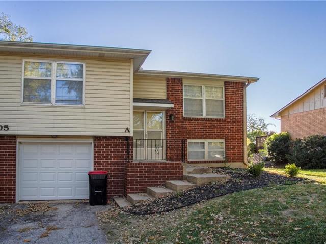 House for sale in Orchard Manor, Lee's Summit