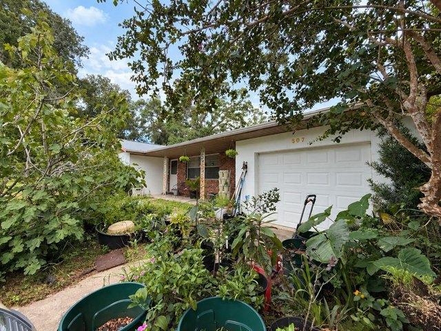 House for sale in Eustis, Lake County