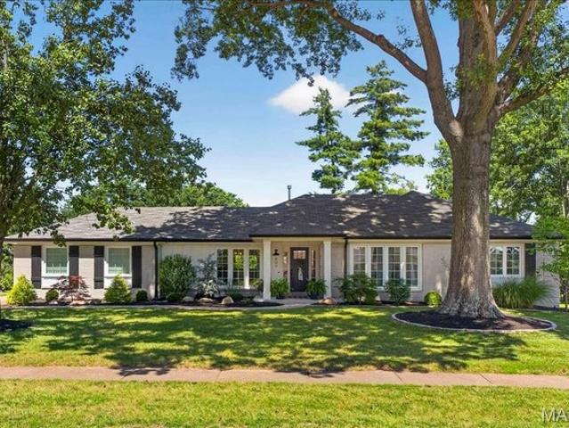 House for sale in Chesterfield, Missouri