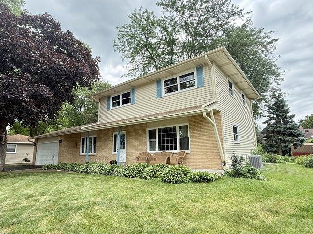 House for sale in Oconomowoc, Wisconsin