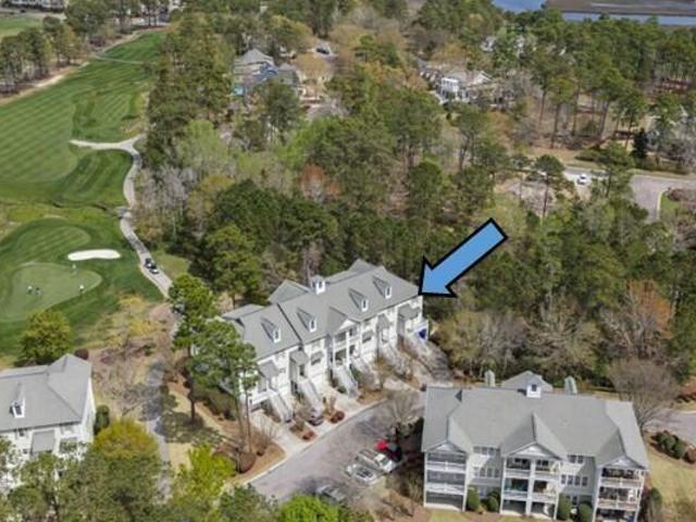Townhouse for sale in Ash, North Carolina