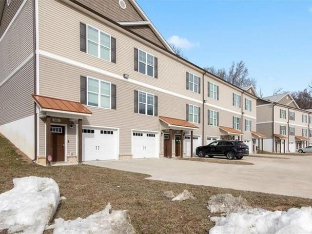 Townhouse for sale in Mount Airy, Surry County
