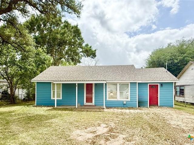 House for sale in Edna, Texas