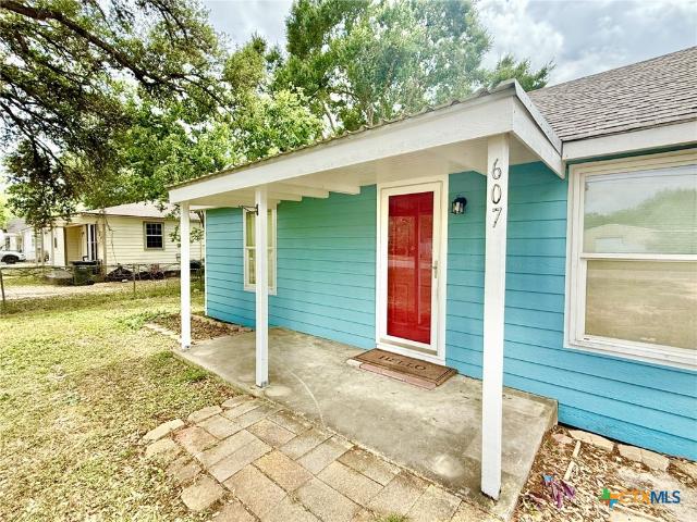 House for sale in Edna, Texas