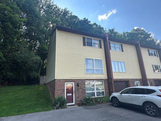 House for sale in Beckley, West Virginia