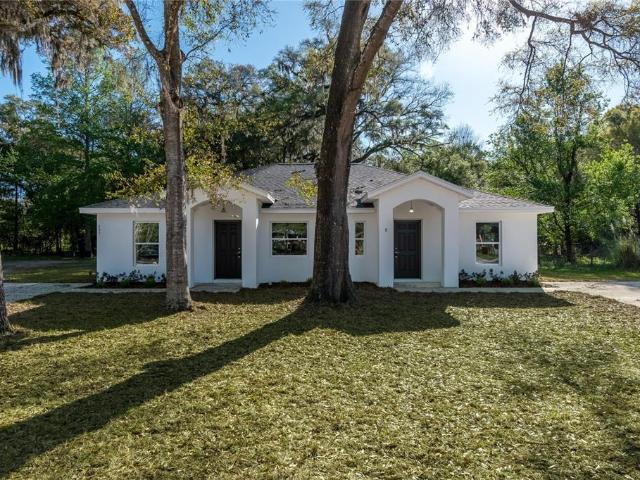 House for sale in Morriston, Florida