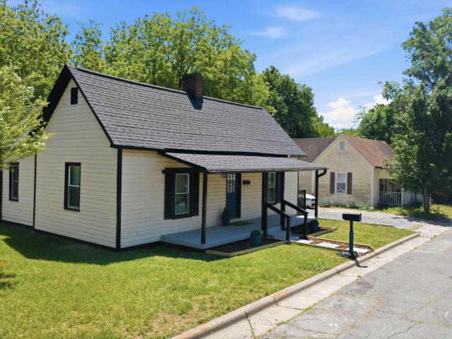 House for sale in Alamance, North Carolina