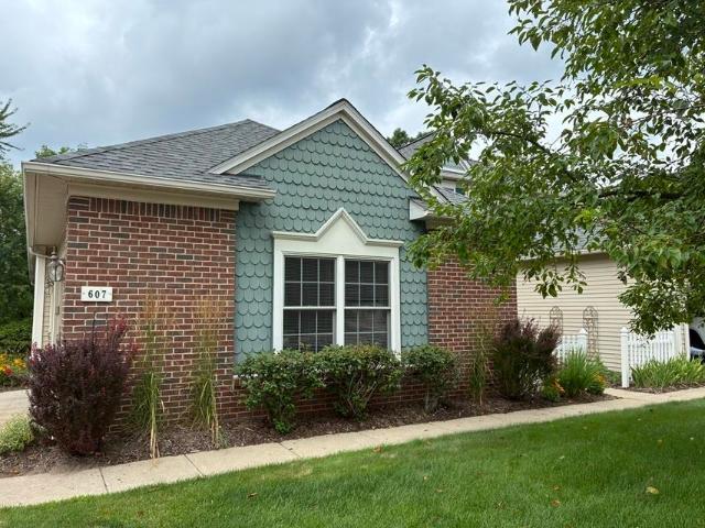 House for sale in Fenton, Michigan
