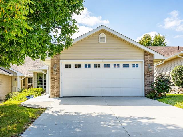 Condo for sale in Indianola, Iowa