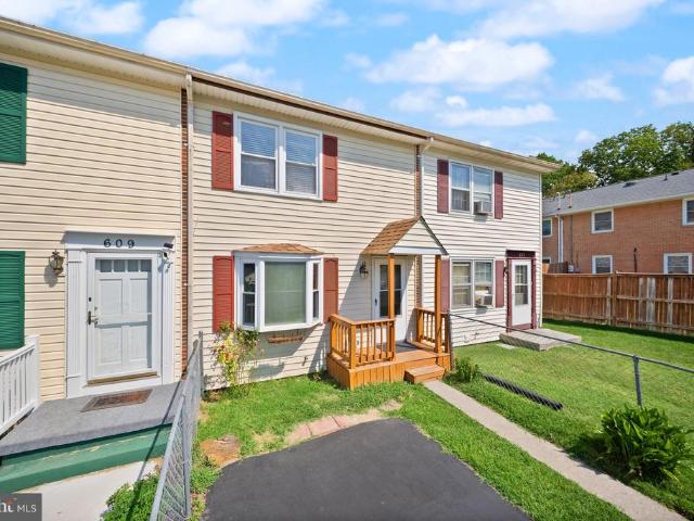 Townhouse for sale in Virginia