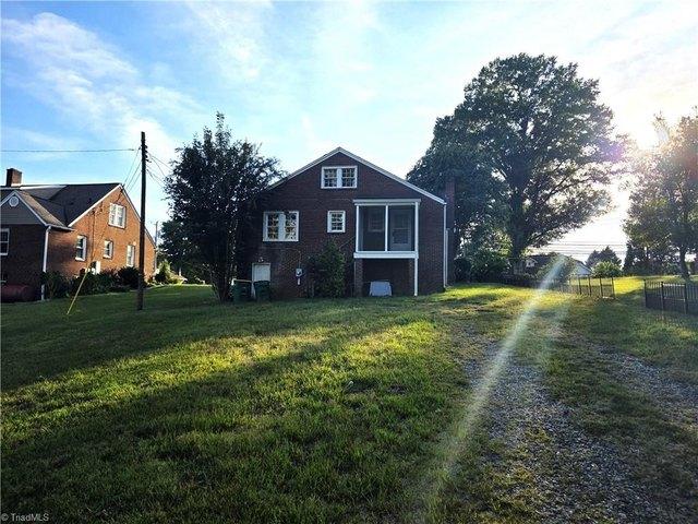 House for sale in Pilot Mountain, North Carolina