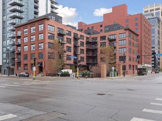 Condo for sale in Hennepin, Minnesota