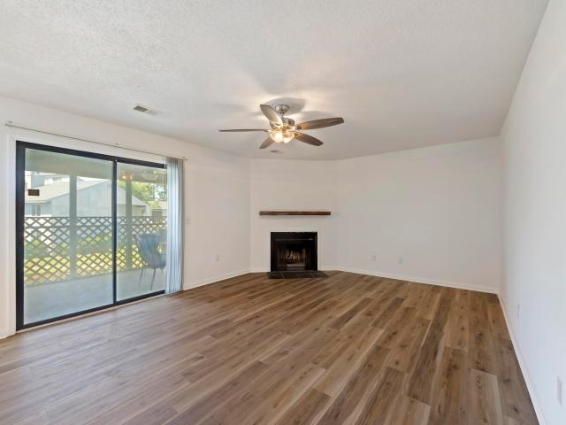 Condo for sale in Goose Creek, South Carolina