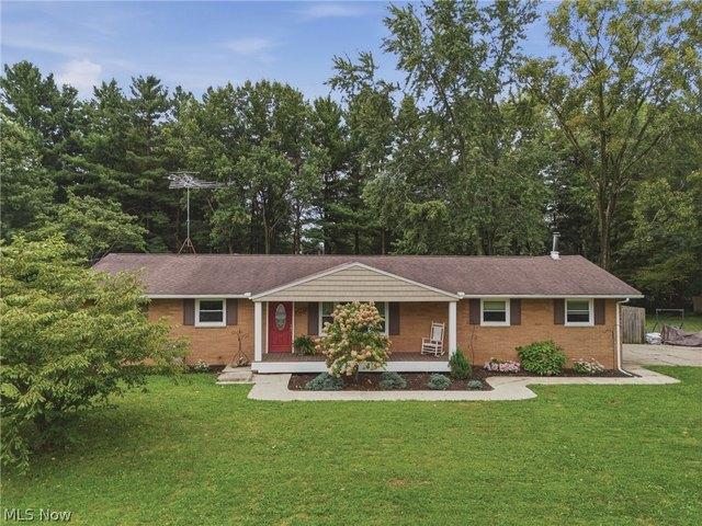 House for sale in Louisville, Ohio