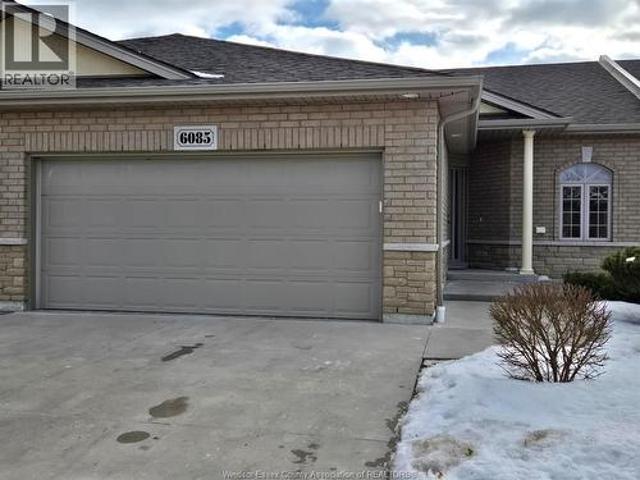 Townhouse for rent in Maidstone, Ontario