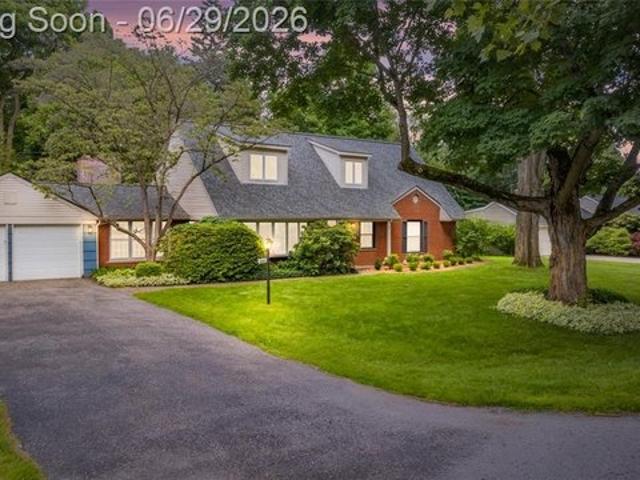House for sale in Bloomfield Hills, Michigan