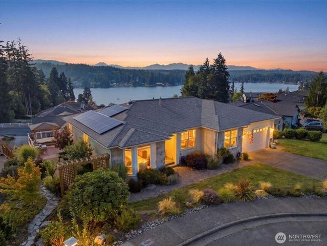 House for sale in Belfair, Washington