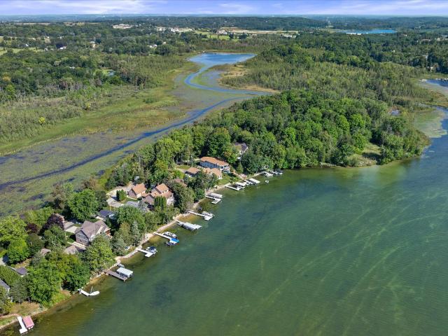 House for sale in Town of West Bend, Washington County