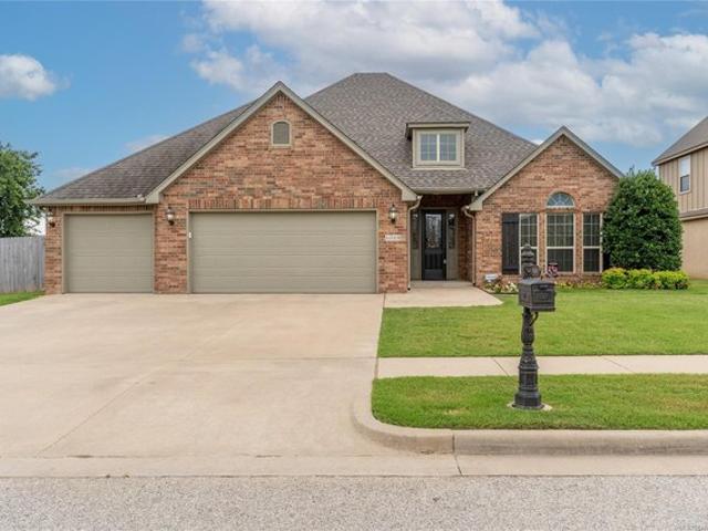 House for sale in Bixby, Oklahoma