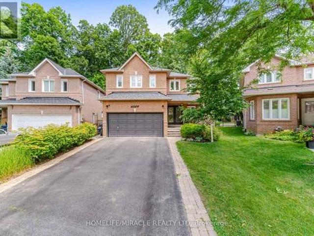 House for sale in Mississauga, Ontario