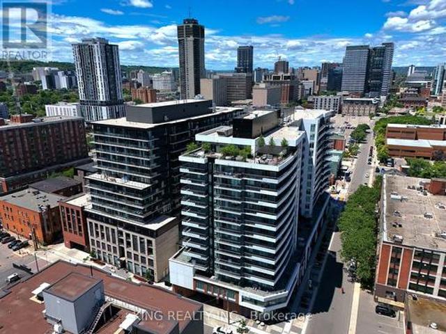 Condo for sale in Ancaster, Ontario