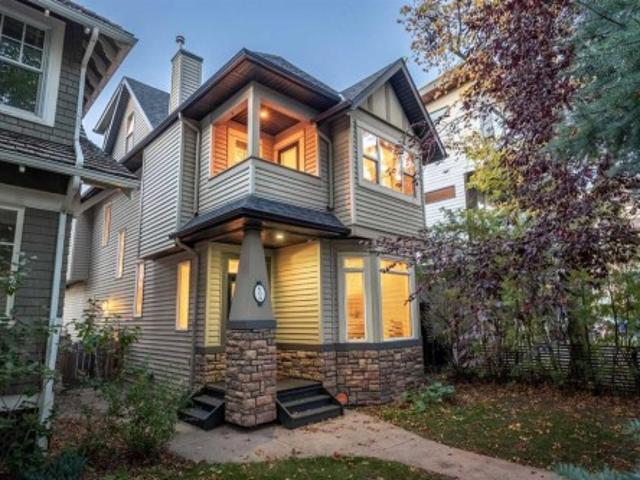 House for sale in Cliff Bungalow, Calgary