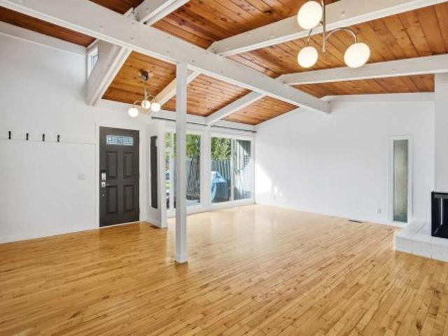 Townhouse for sale in Varsity, Calgary