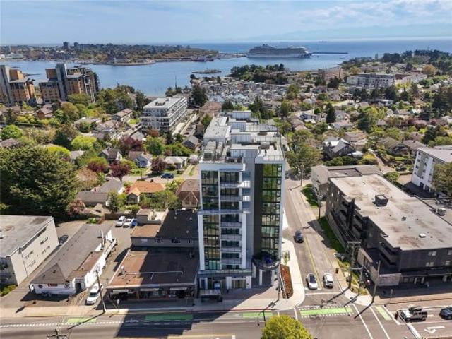 Property for sale in Esquimalt, Capital Regional District