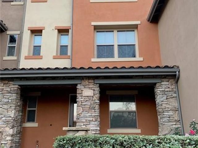 Condo for sale in Claremont, California