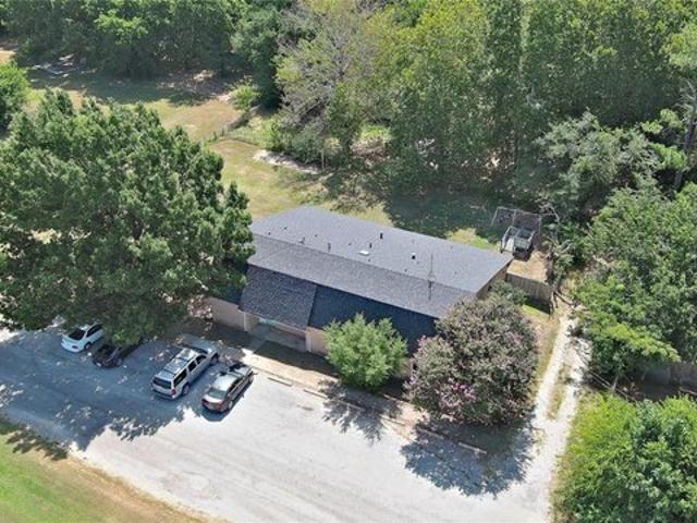 Townhouse for sale in Calera, Oklahoma