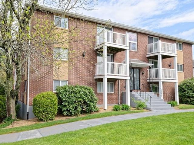 Condo for sale in Marlborough, Massachusetts