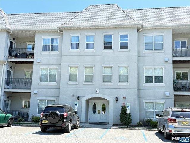 Condo for sale in Passaic, New Jersey