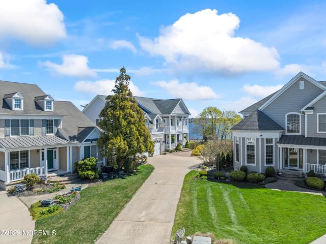 House for sale in Pine Beach