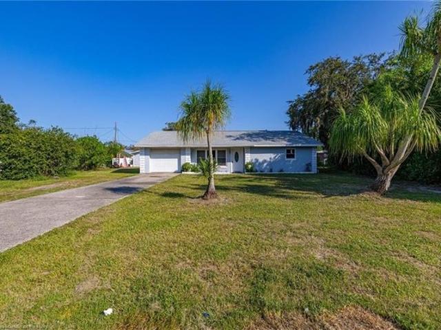 House for sale in Avon Park, Florida