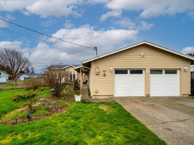 House for sale in Oregonia