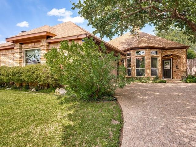 House for sale in Irving, Texas